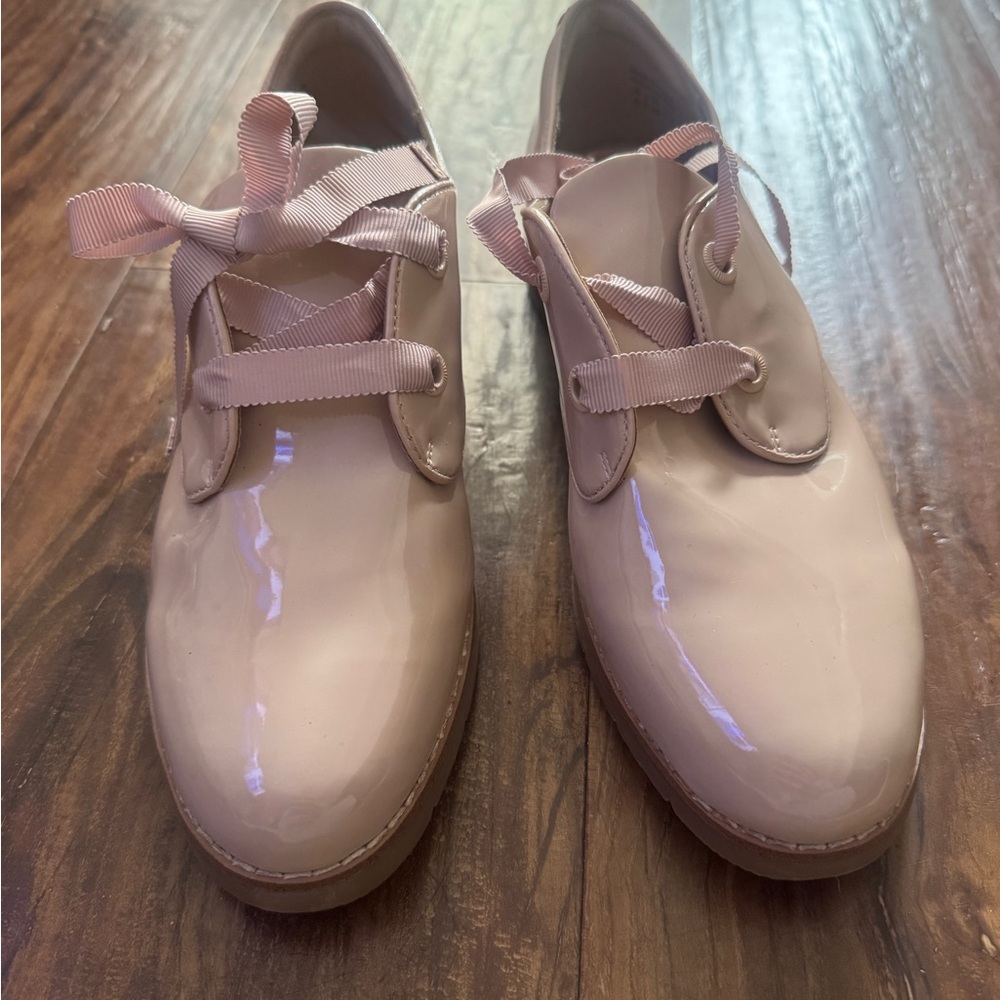 Aldo Women's Patent Leather Flats in Cream